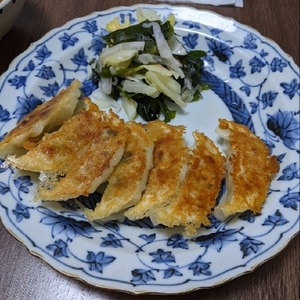 ＊①工夫で＊ パリっと餃子の焼き方☆